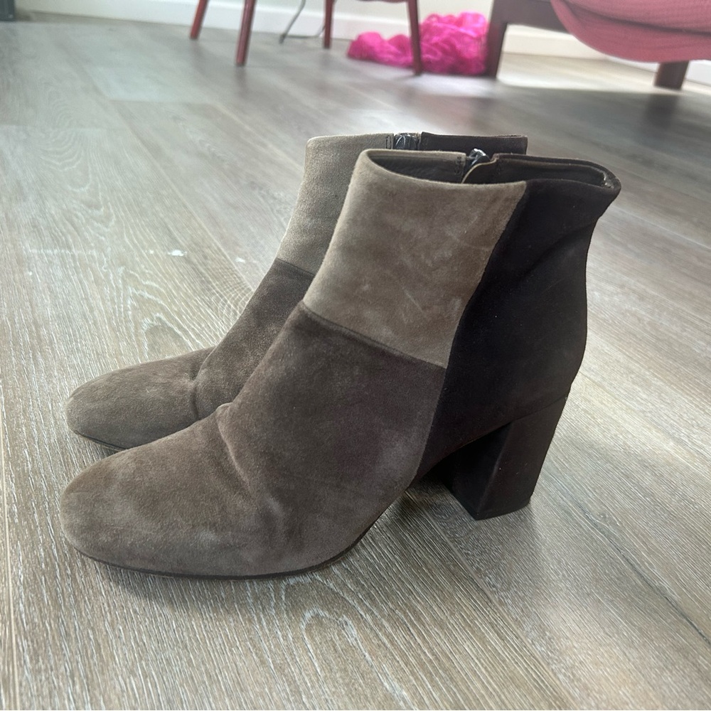 Color block coclico boots size 8